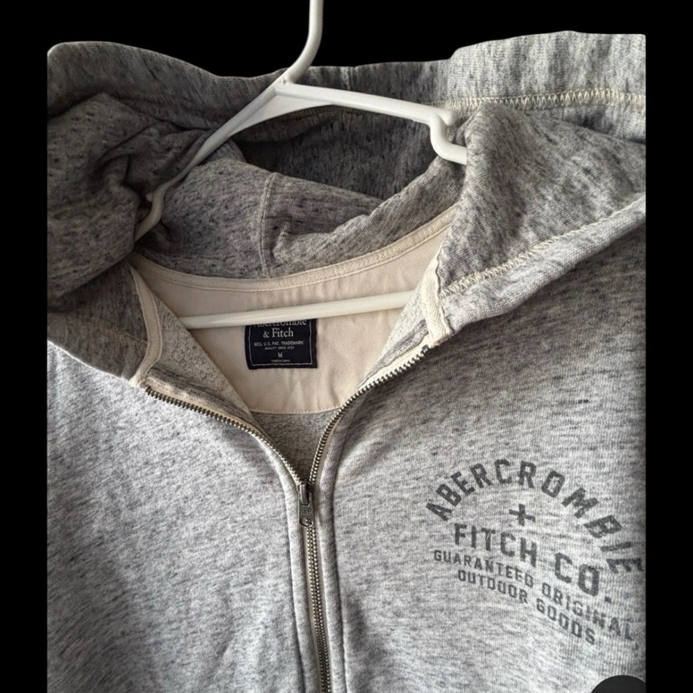 Abercrombie & Fitch Y2K Heather Gray Zip-Up Hoodie Soft fleece lining